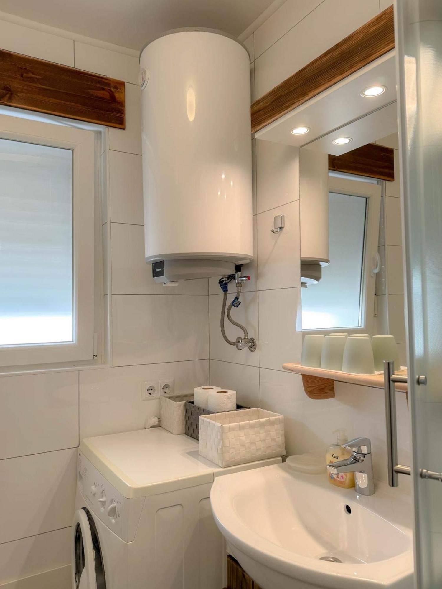 Apartment Romeo Цриквеница Экстерьер фото