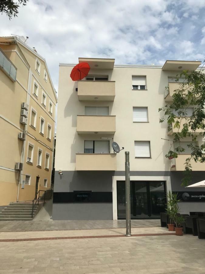 Apartment Romeo Цриквеница Экстерьер фото
